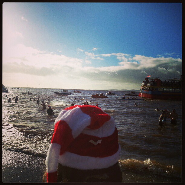 Happy #Christmas from the #Beach in #Exmouth. #XMas in #Devon.